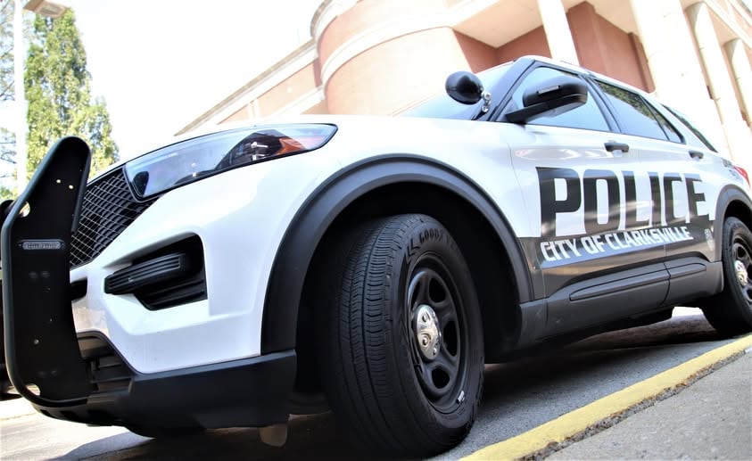Pedestrian Struck by Vehicle in Clarksville, Southbound Lanes Closed