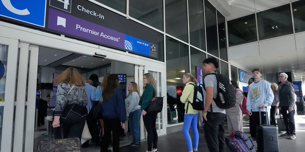 Summer flight prices climb, but experts say bargains still exist