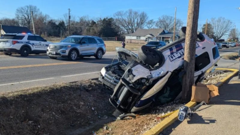 Kentucky public safety vehicle escorting Santa Claus overturns in crash