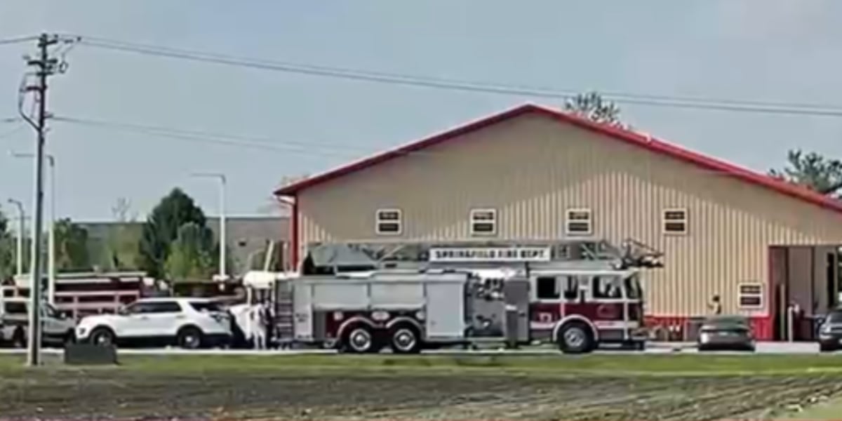 Authorities believe crash through Illinois after school building that