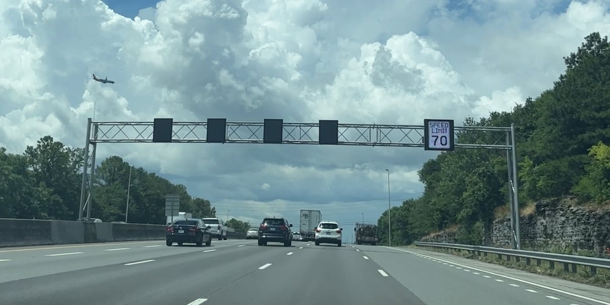 Explainer: What are those digital signs on I-24?