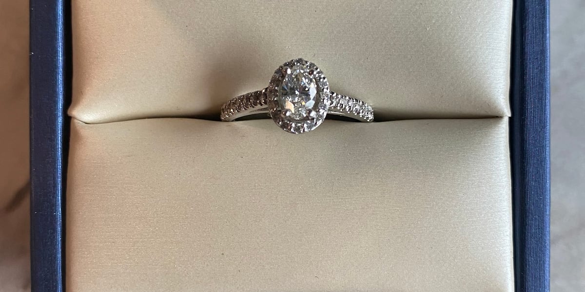 Woman loses wedding rings while visiting downtown Nashville Woman loses wedding rings while visiting downtown Nashville