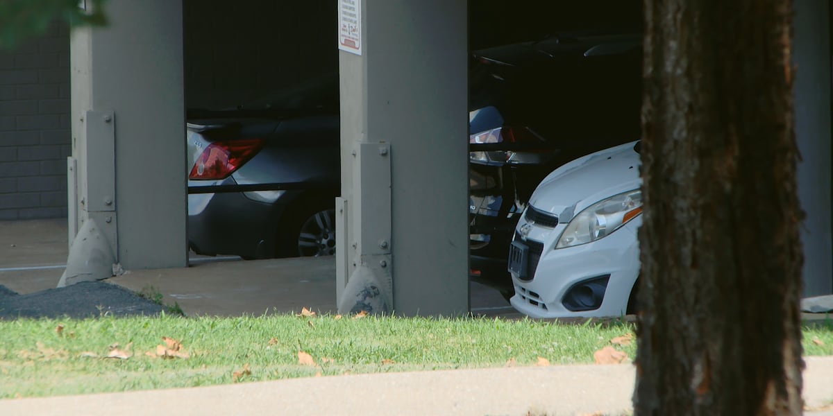 Police searching for armed teens carjacking drivers across Nashville