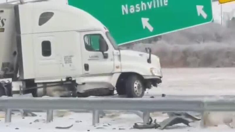 MNPD reports that I-65 North at I-440 closed after an interstate sign fell onto a semi.